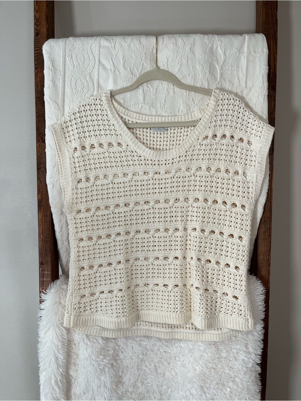 Wallace White Boxy Open Knit Crochet Sweater - Size Small